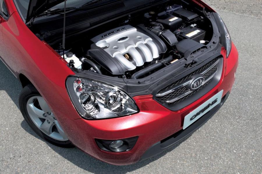  Kia Carens 2007 года  (фото 37 из 46)